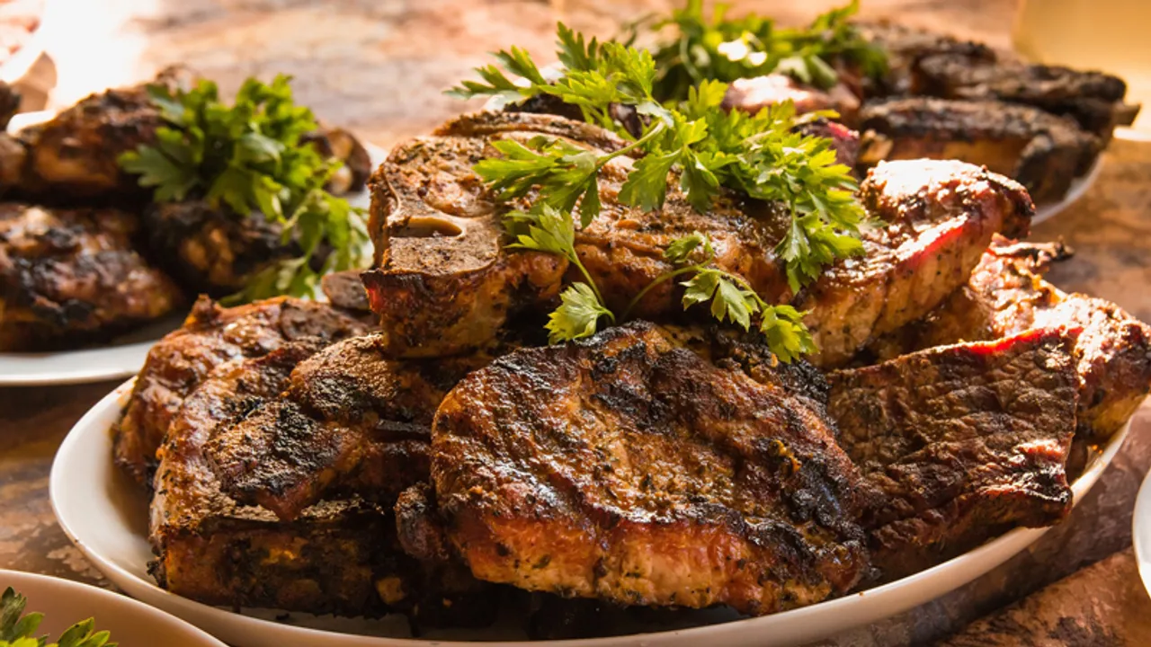 Craving Steak? Checkout these delicious Steakhouses in Pune!