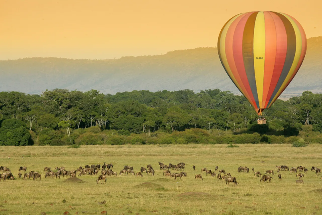 India's first hot air balloon safari is here, and we are ready for a bird's-eye view!