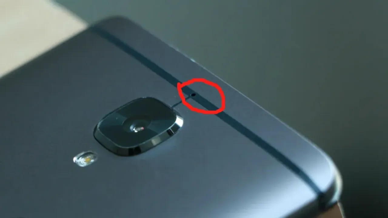 The secret of the small hole in the back of the smartphone