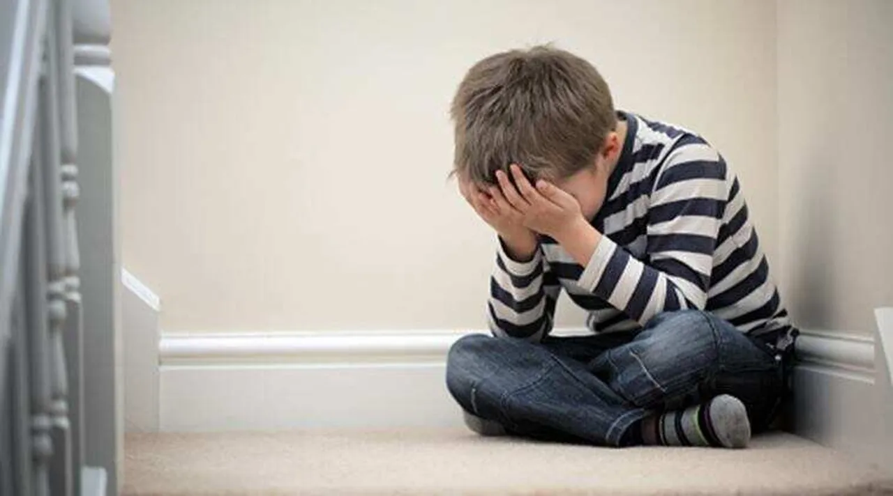 Health Tips : बच्चों को डिप्रेशन से कैसे बचाया जाए?