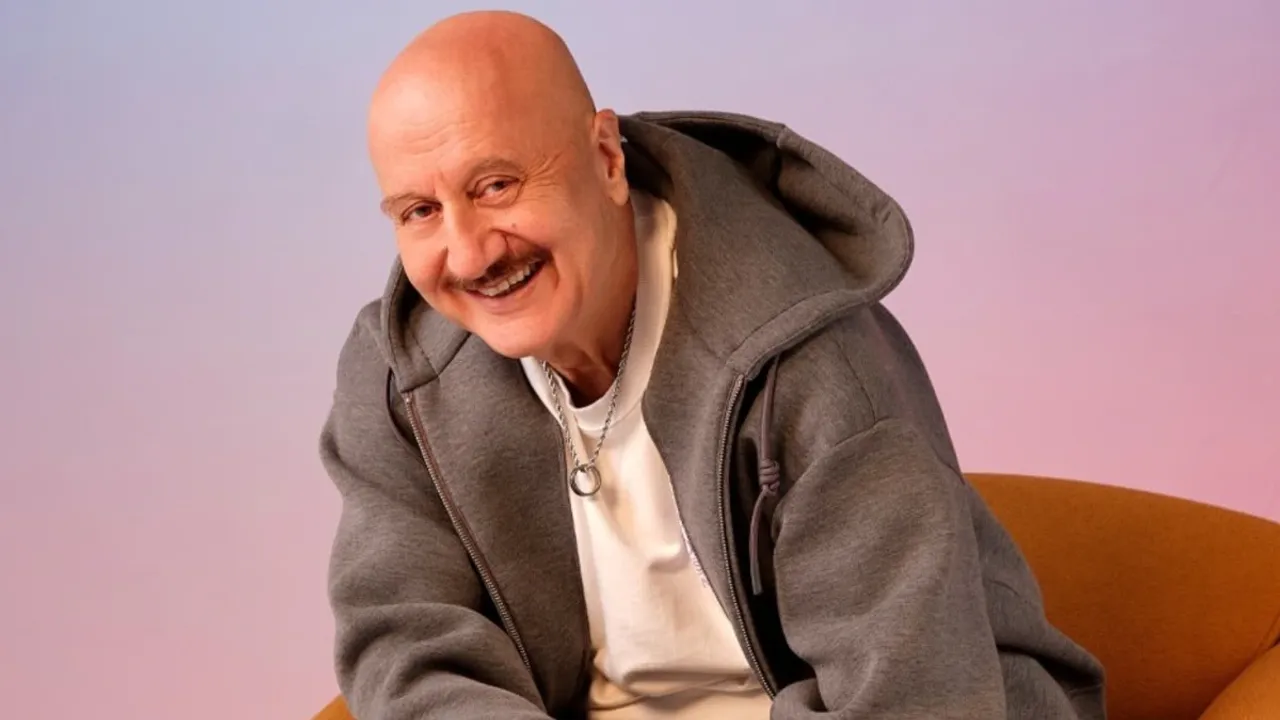 Ageless Anupam Kher Jiyo hazaaron saal Super actor bemisaal