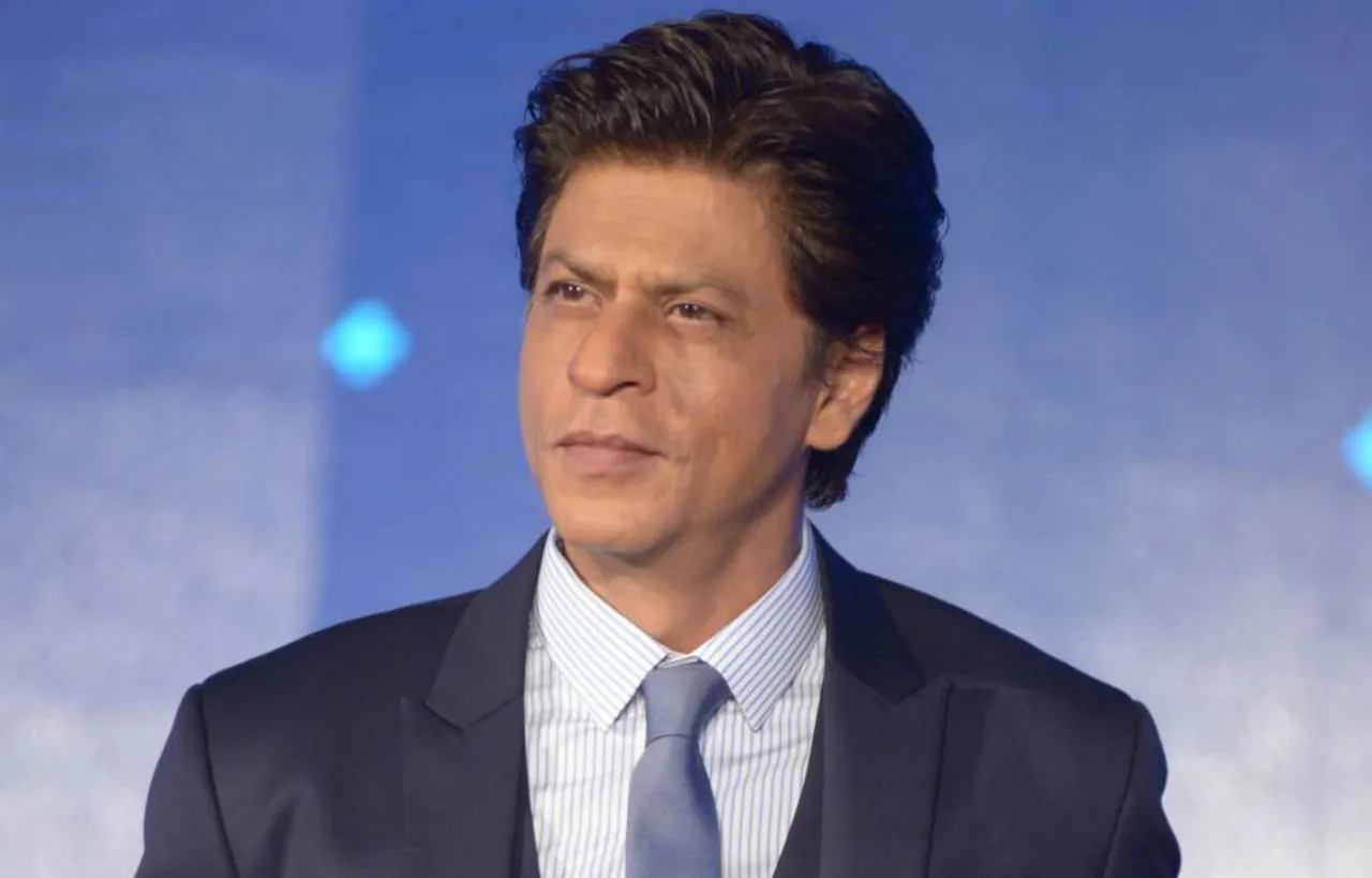 शाहरुख खान के फैंस के लिए खुशखबरी, राजकुमार हिरानी की फिल्म में आएंगे नज़र