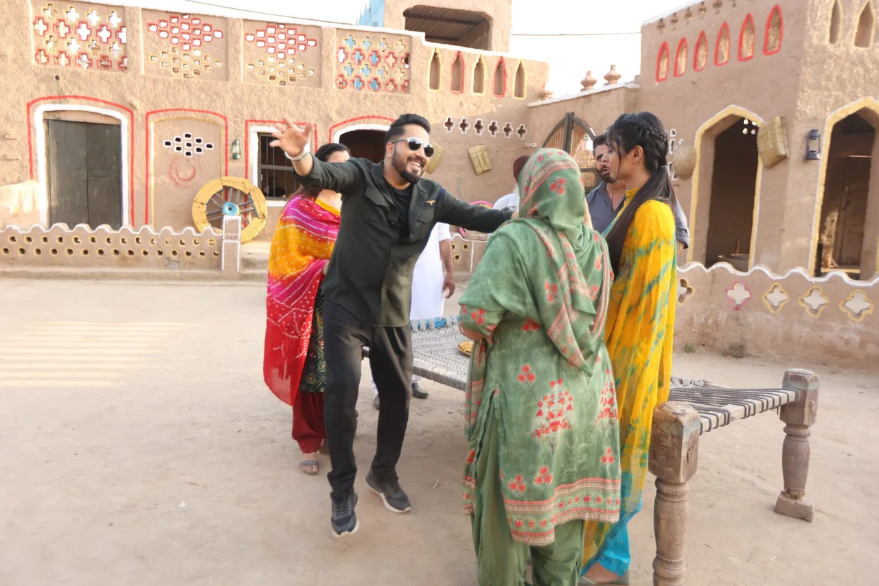स्टार भारत पर प्रसारित होने वाले मीका सिंह के अपकमिंग शो 'स्वयंवर-मीका दी वोटी' का  म्यूज़िक वीडियो पंजाब के रोपड़ जिले में हुआ शूट, जानिए इसकी ख़ास वजह