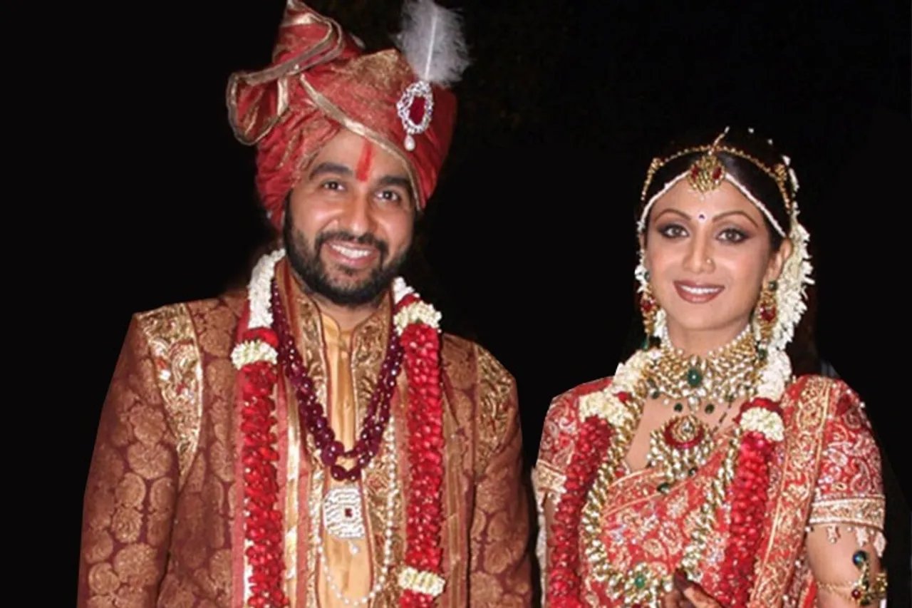 अभिनेत्री शिल्पा शेट्टी-राज कुंद्रा ने सेलिब्रेट की शादी की 10वीं सालगिरह, सोशल मीडिया पर वीडियो की साझा!