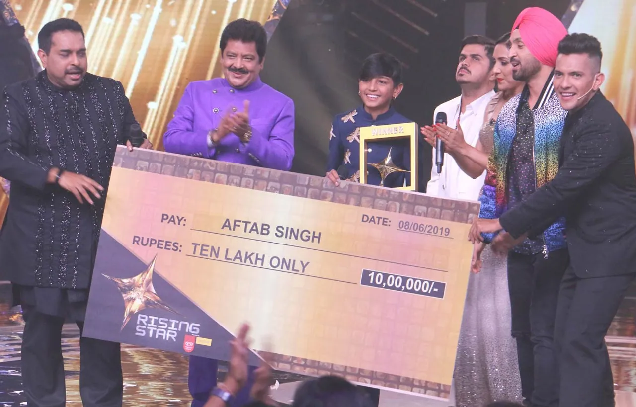 पंजाब से 12 साल के आफताब सिंह ने जीता 'राइजिंग स्टार सीजन 3' का ख़िताब