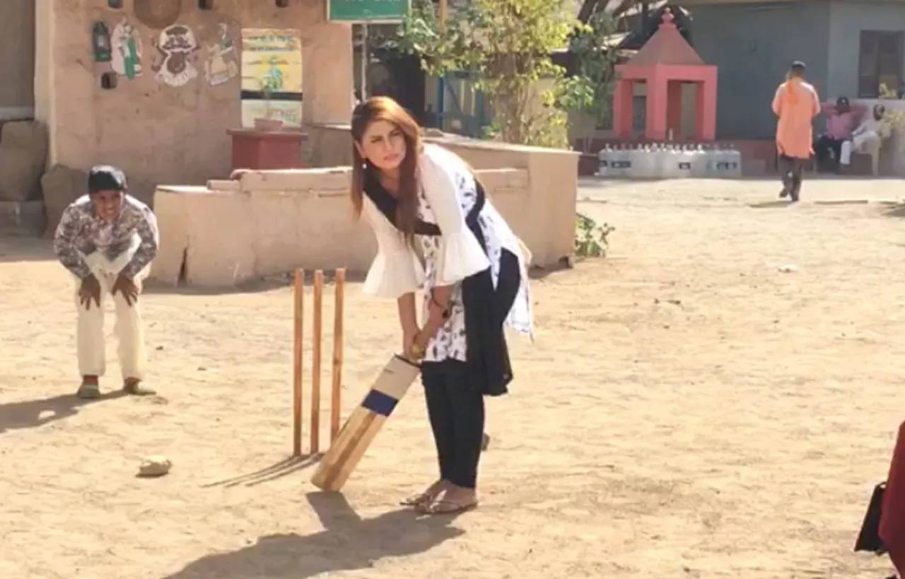 फ्री टाइम में भूमिका 'निमकी मुखिया' के सेट पर खेलती हैं क्रिकेट