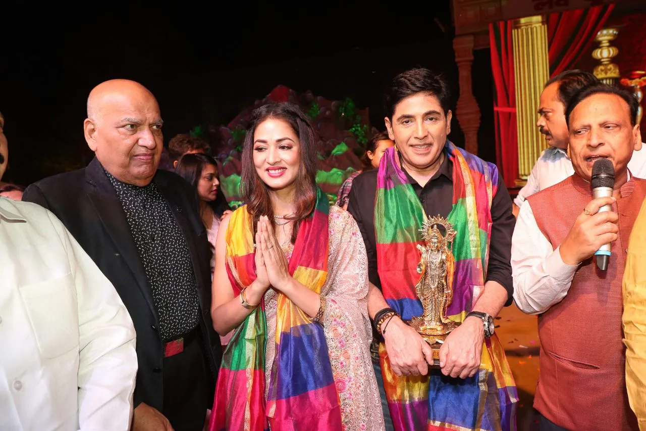 Aasif Sheikh and Vidisha Srivastava of Bhabiji Ghar Par Hai attend Delhi Luv-Kush Ramlila at Lal Quila