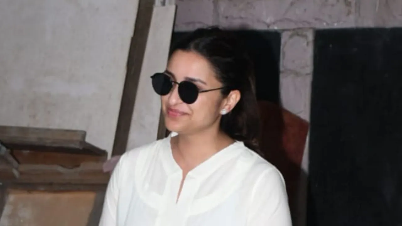 parineeti_chopra_gave_a_hint_on_the_question_of_marriage_date