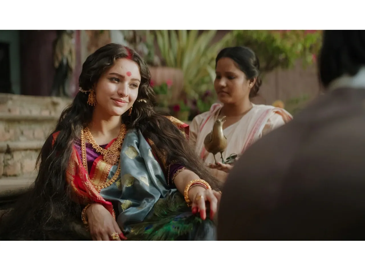 आज से Netflix पर स्ट्रीम होगी अनुष्का शर्मा की वेब सीरीज बुलबुल