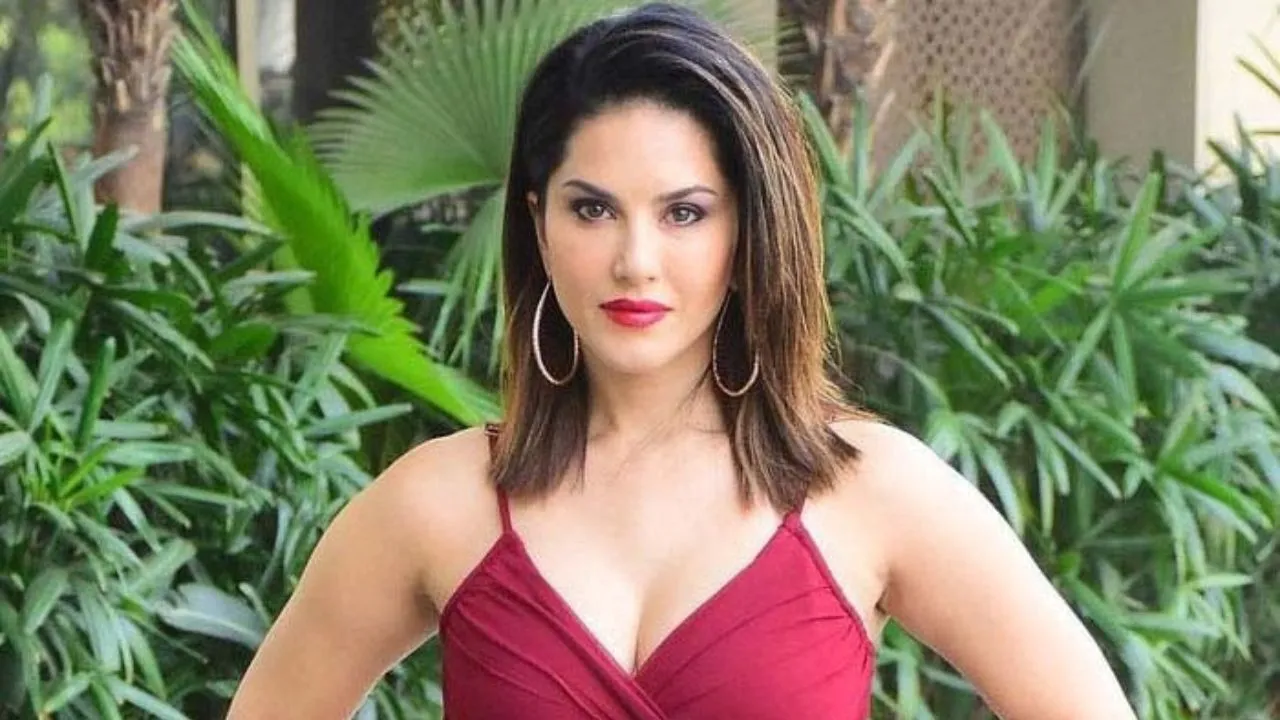 Bomb blast near Sunny Leone's fashion show in Imphal