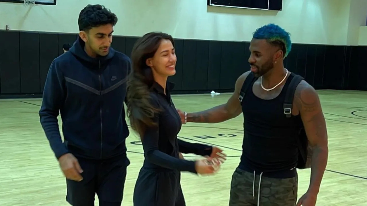 Disha Patani snapped hanging out with Jason Derulo - watch video
