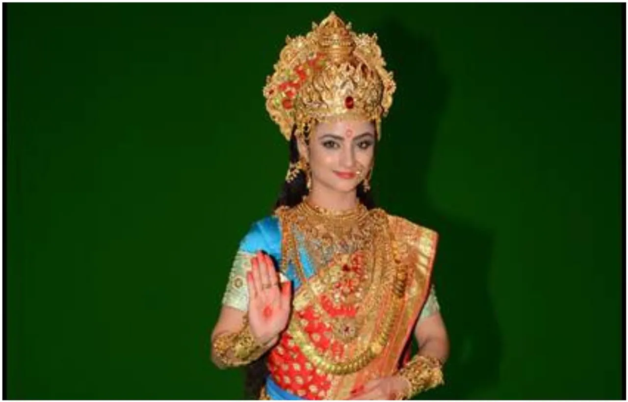 एक्ट्रेस मदिराक्षी मुंडले ने 'माँ वैष्णो देवी' शो छोड़ने की अफवाहों पर लगाईं लगाम