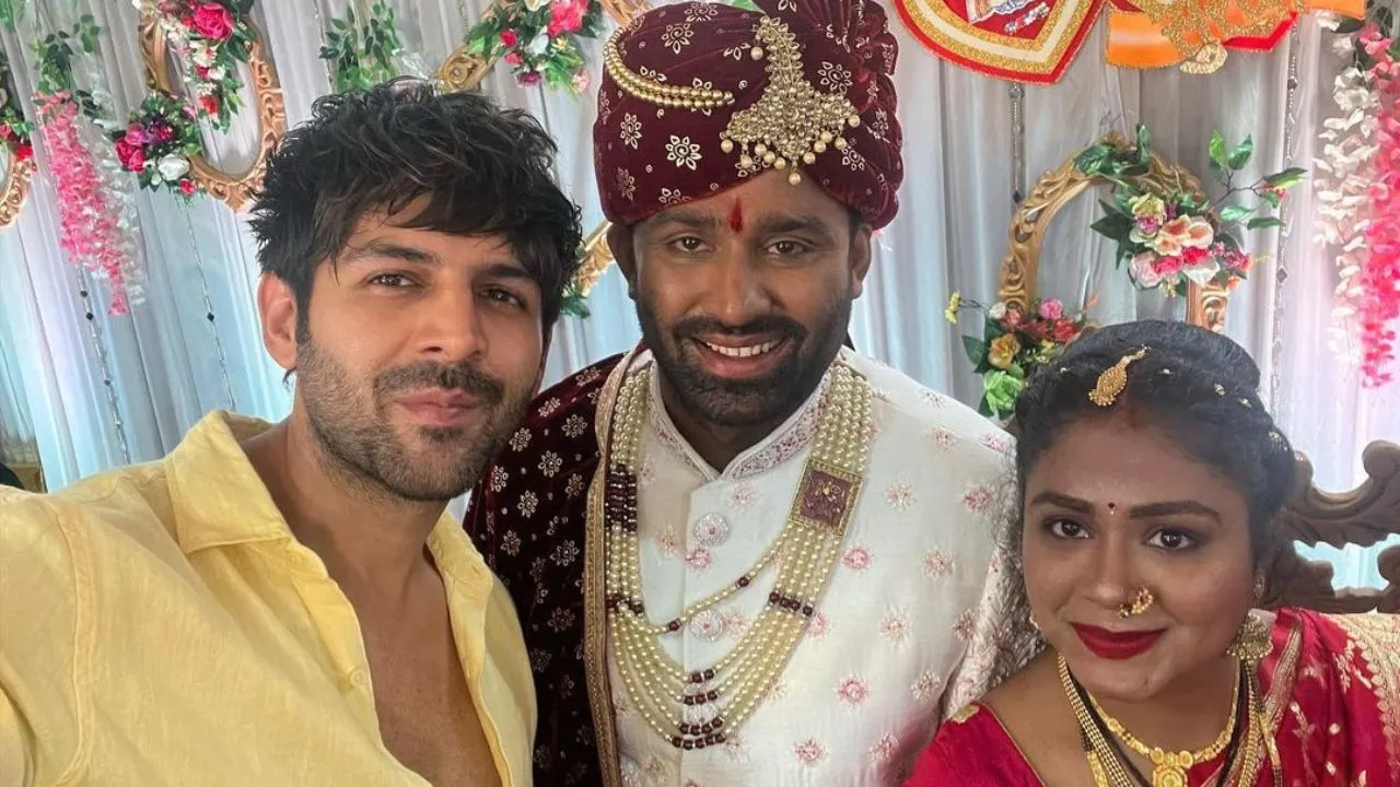 Kartik Aaryan attends bodyguard's wedding