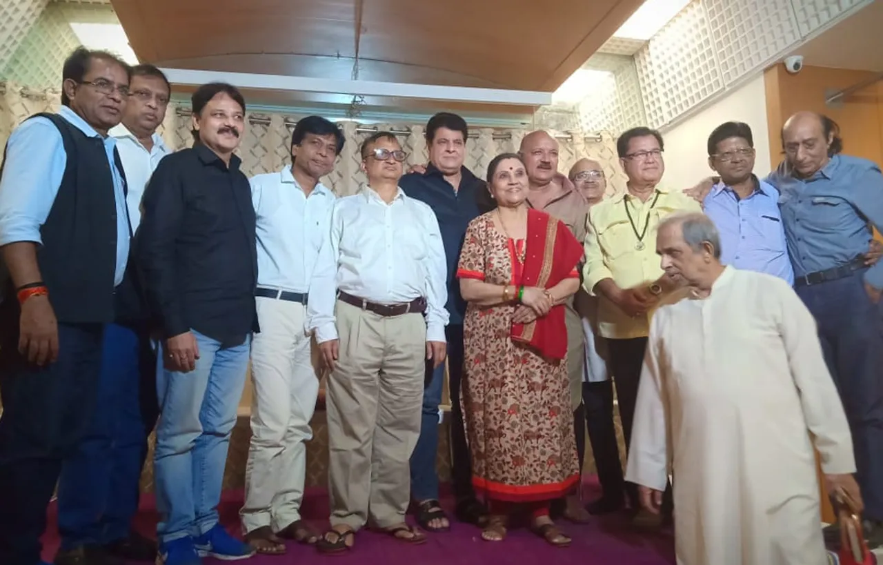 मुंबई में आइकॉनिक कवि महानतम अटल बिहारी वाजपेयी जी के स्मरण के लिए एक महान यादगार शाम आयोजित की गयी