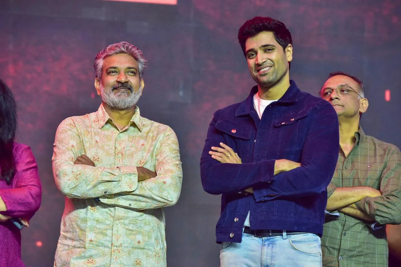 Adivi Shesh ने निर्देशक SS Rajamouli की उपस्थिति में ग्रैंड प्री रिलीज़ इवेंट में HIT 2 के हिंदी रिलीज़ की घोषणा की