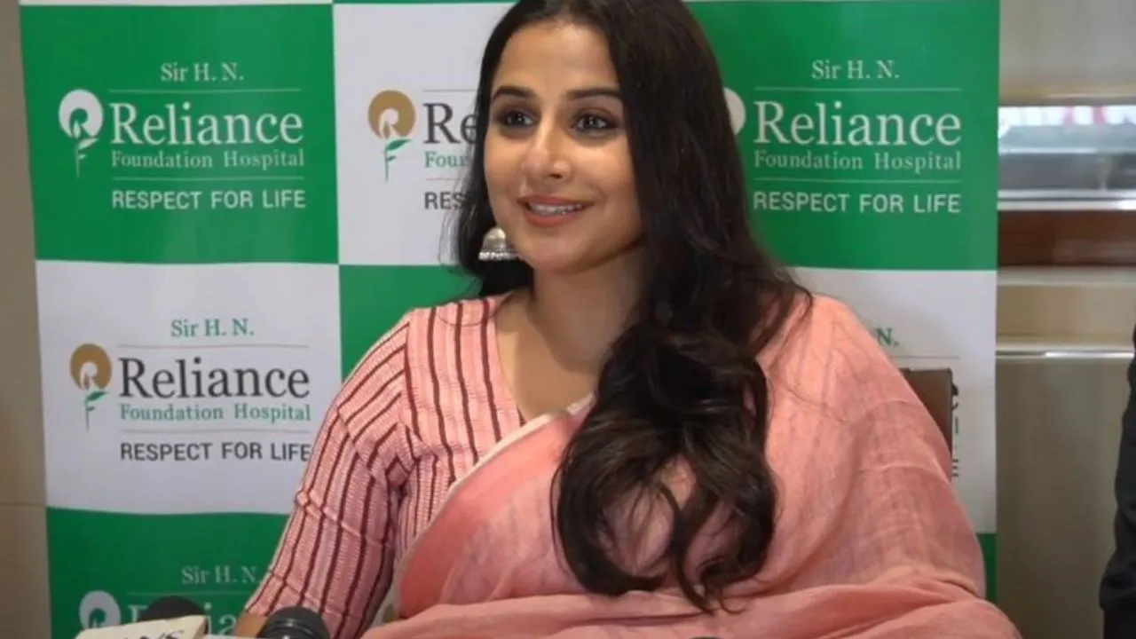 World Cancer Day पर Vidya Balan ने डॉ. विजय हरिभक्ति, सर द्वारा सीड्स, कैंसर रोकथाम पहल का किया शुभारंभ 