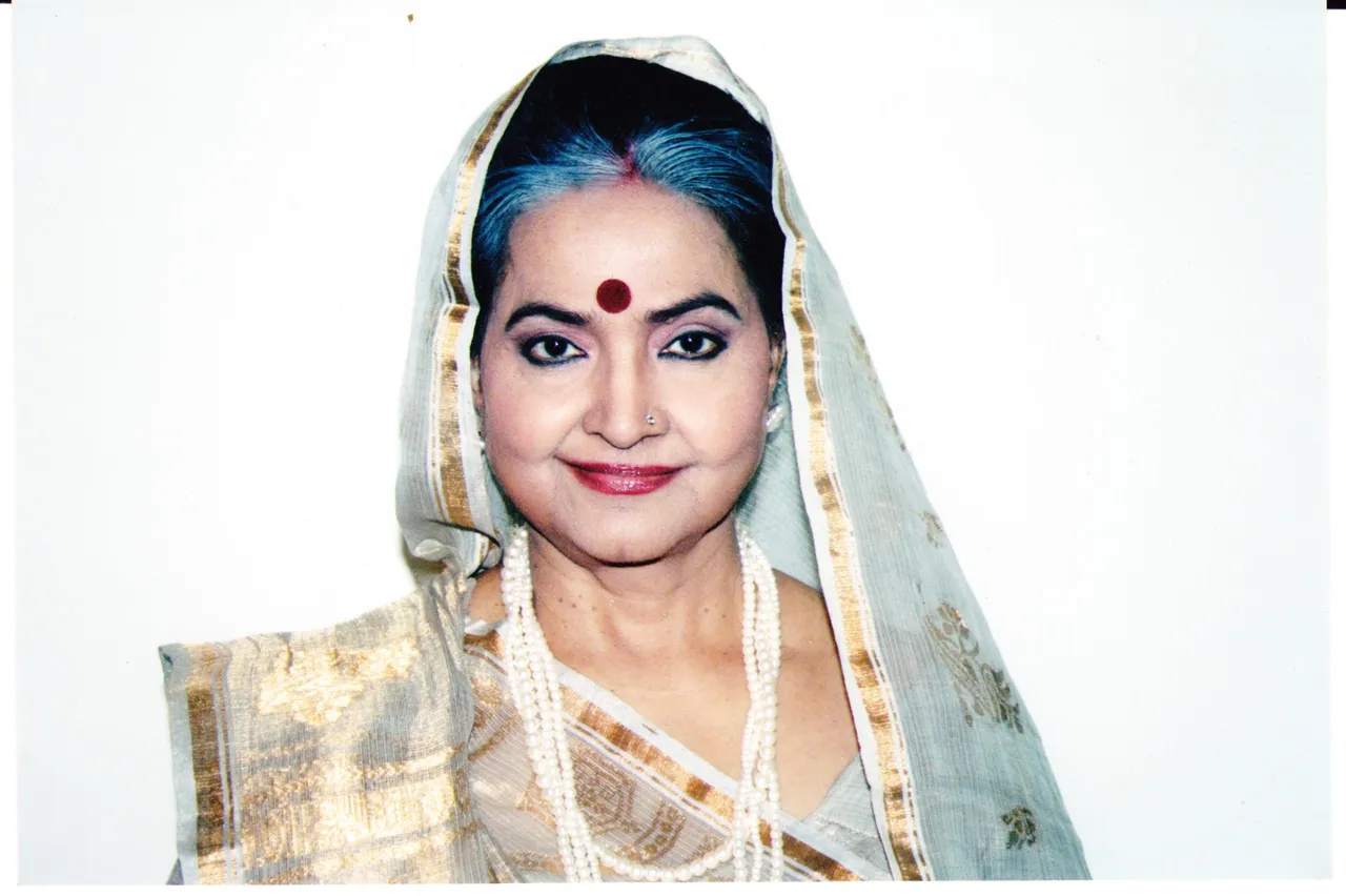 पुष्पा वर्मा के संग होली गीतों का हुड़दंग