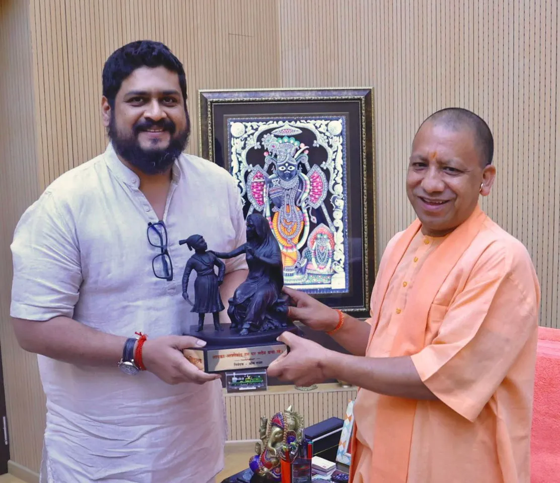 Director Om Raut ने UP के CM Yogi Adityanath से मुलाकात की