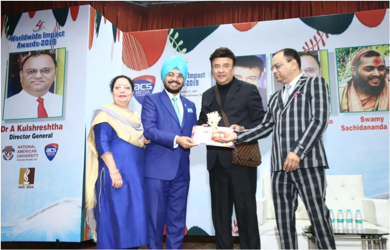 'जम्मू और कश्मीर के सबसे बड़े अंग्रेजी समाचार पत्र ‘डेली एक्सेलसियर’ को मिला 4th  वर्ल्डवाइड इम्पैक्ट अवार्ड्स 2019