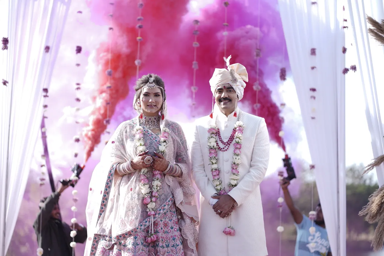 Kamna Pathak ने Sandeep Shridhar के साथ रचाई शादी!