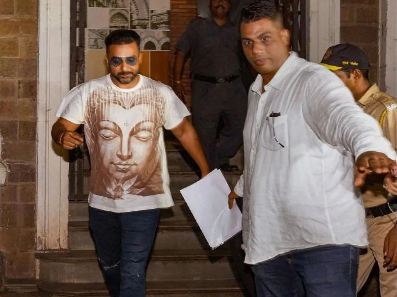 मुम्बई की एक अदालत ने Raj Kundra को 27 जुलाई तक के लिए पुलिस हिरासल में भेजा