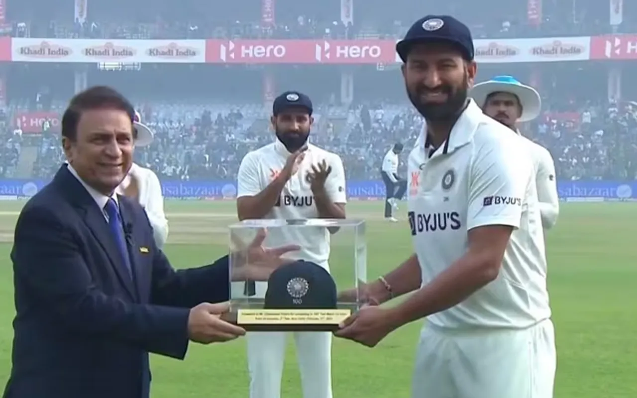 Sunil Gavaskar and Cheteshwar Pujara (Source - Twitter)