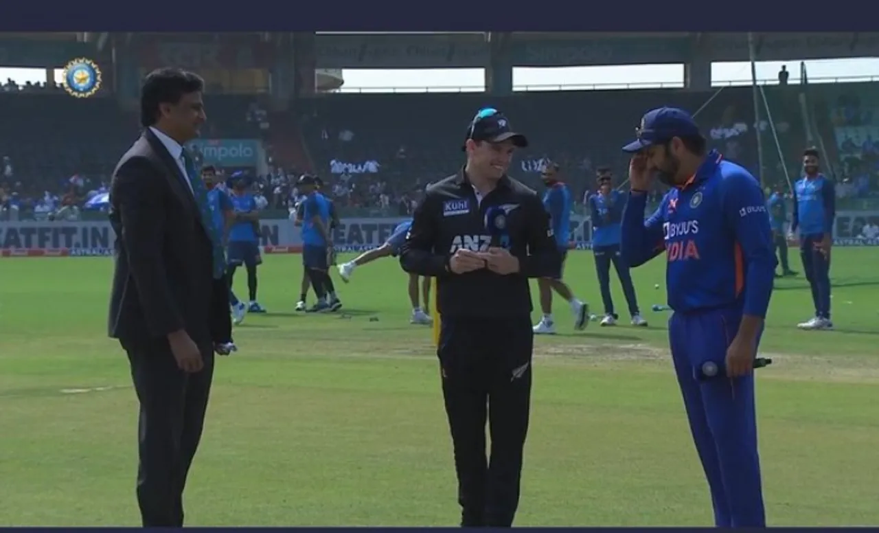 ‘Jaldi bol subah panvel nikalna hai’- Fans troll Rohit Sharma after he forgets his decision at toss, leaves everyone in splits