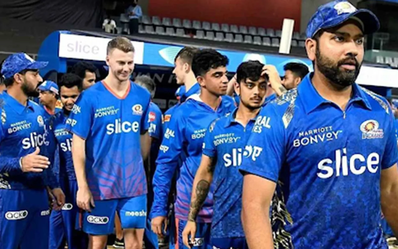 'They cannot solve their bowling issues' - Former Indian cricketer discloses Mumbai Indians' problem ahead of their clash against DC