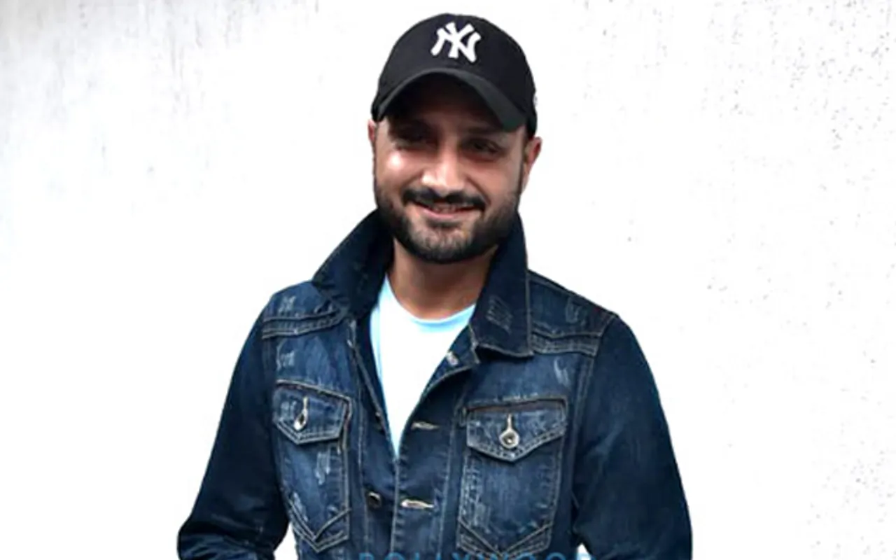 Harbhajan Singh engages in banter