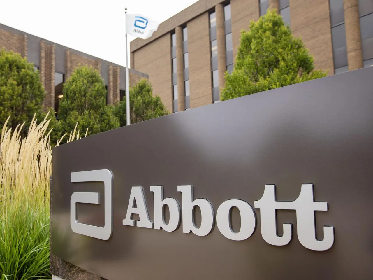 Abbott Laboratories Exceed Wall Street Quarterly Profit Estimates 