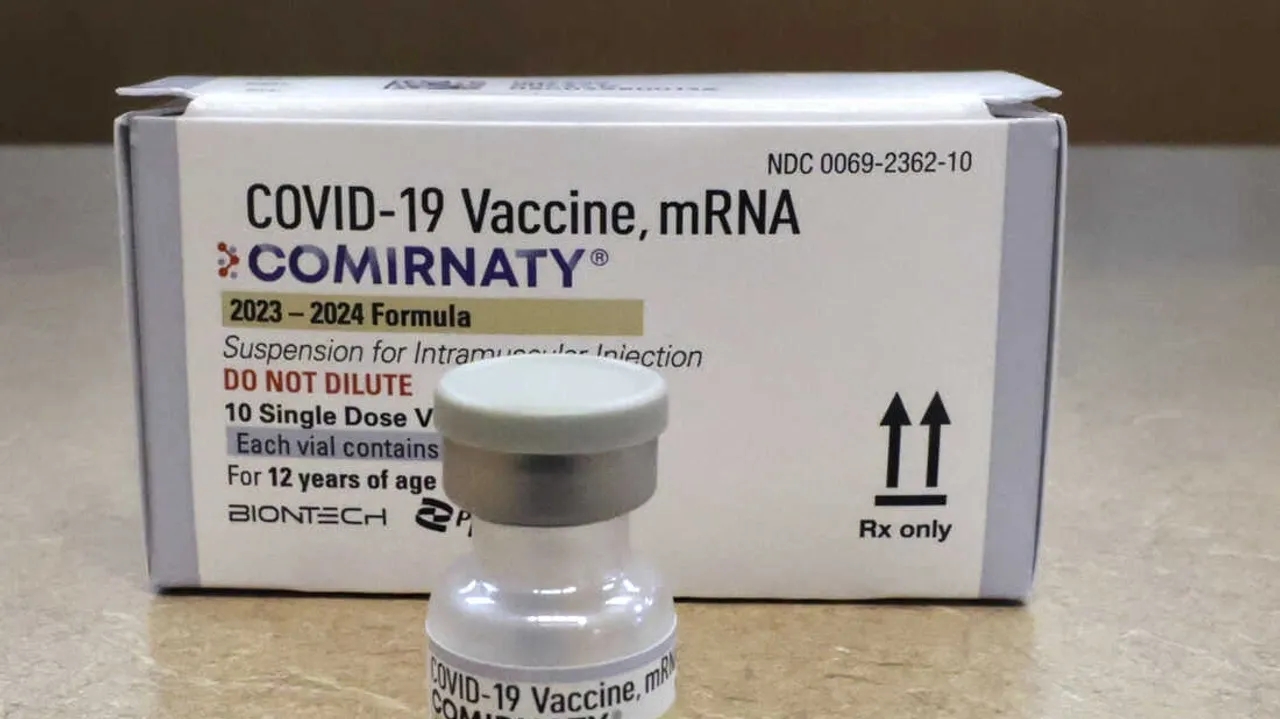 CDC Endorses Additional Covid-19 Vaccine Dose for Seniors to Combat Waning Immunity