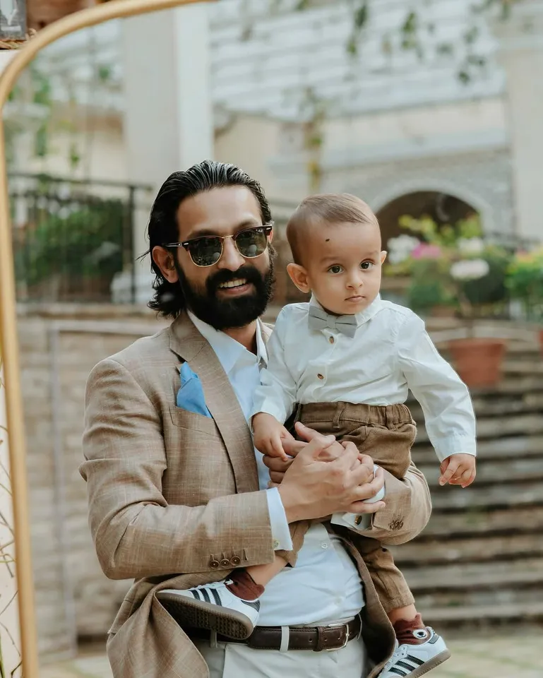 Vikrant Massey