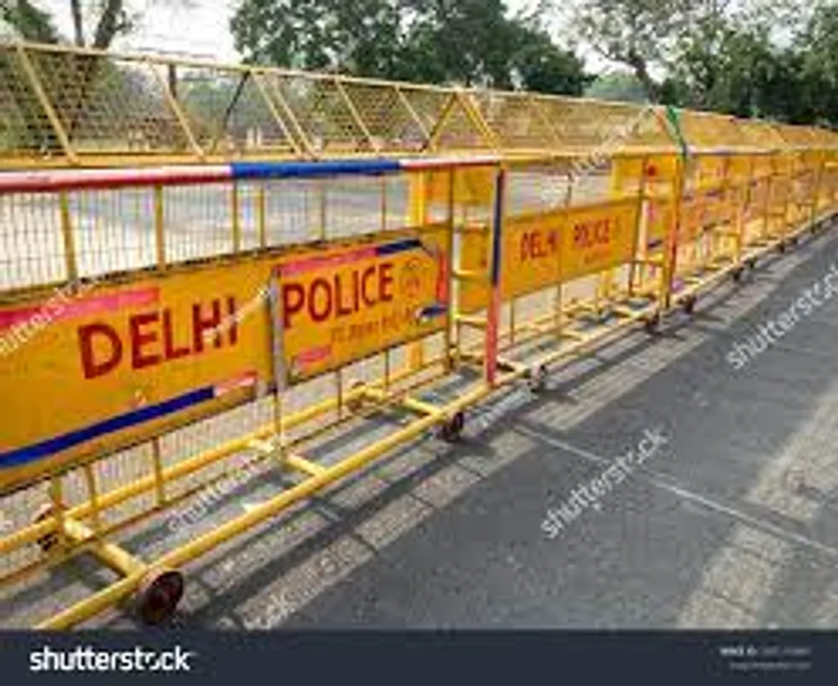 Delhi barricading