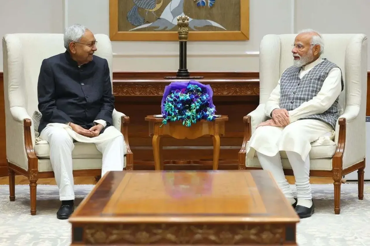 Nitish kumar meets Modi