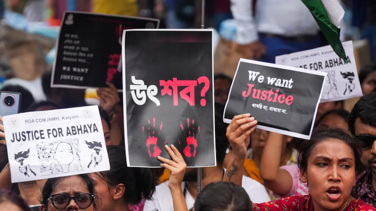 Junior doctors during their 2nd day of sit-in-dharna over the RG Kar Hospital rape and murder incident, near Swasthya Bhawan in Kolkata, Wednesday, Sept. 11, 2024.