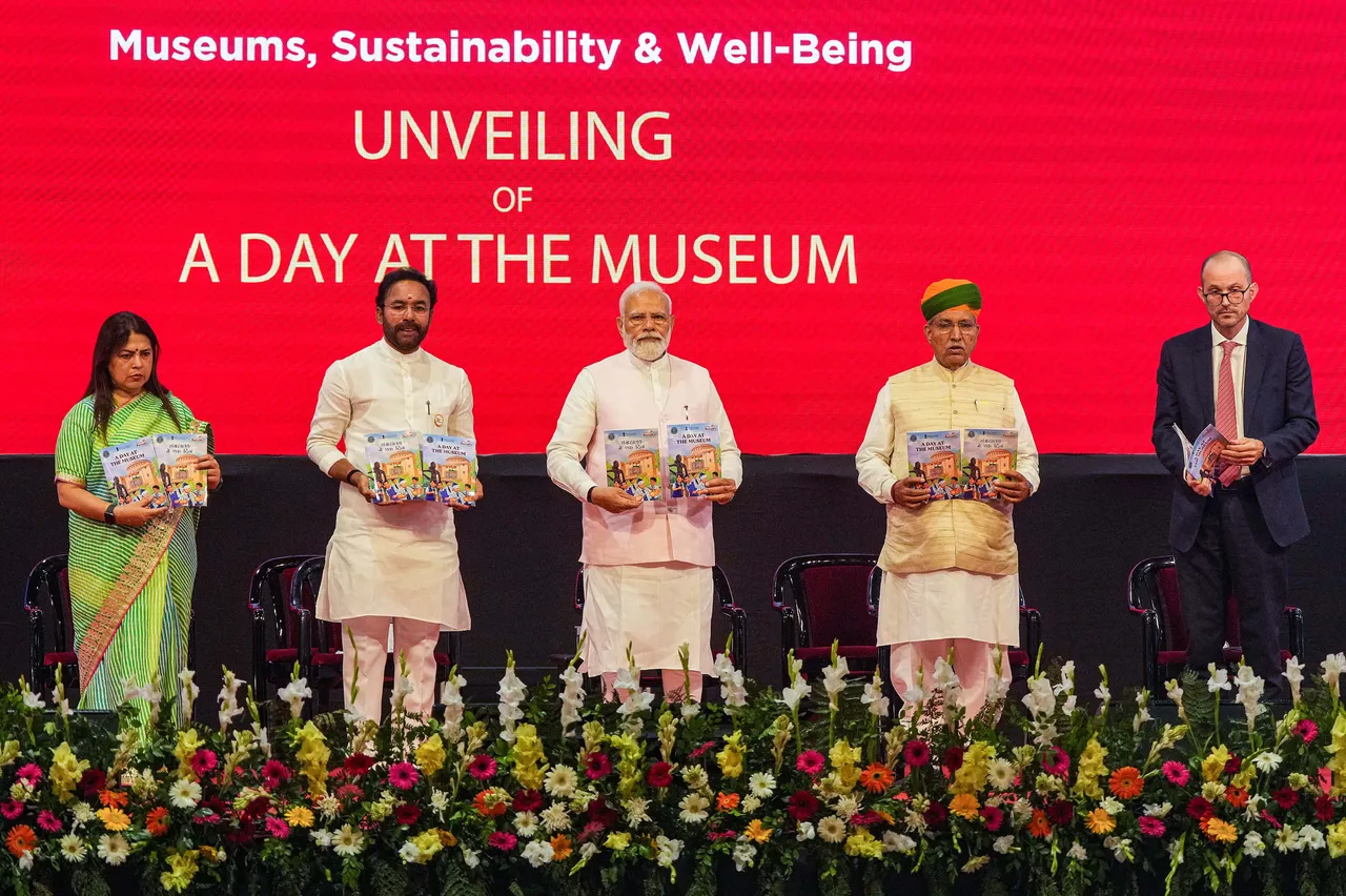 Prime Minister Narendra Modi with Union Minister for Culture G. Kishan Reddy and Ministers of State for Culture Arjun Ram Meghwal and Meenakashi Lekhi during the inauguration of International Museum Expo 2023, in New Delhi