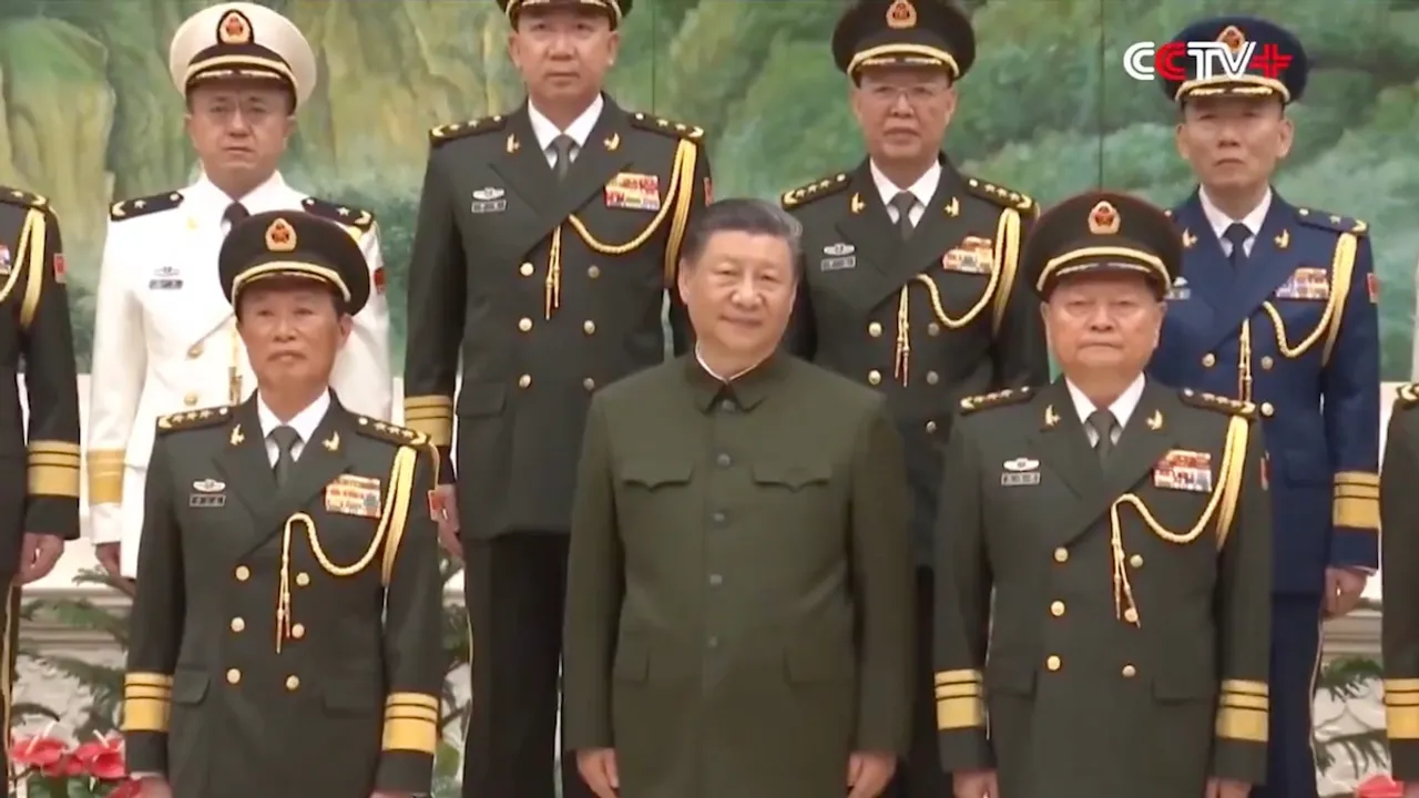 Xi Jinping with military officers