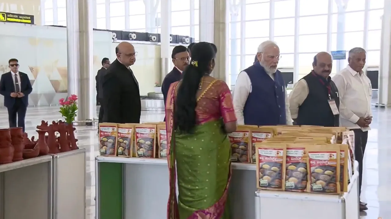 PM Modi at Shivamogga Airport