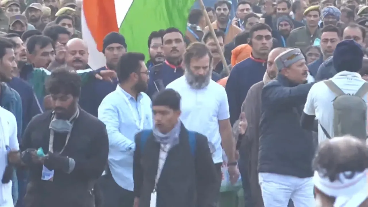 Rahul Gandhi's Bharat Jodo Yatra resumes from Kathua