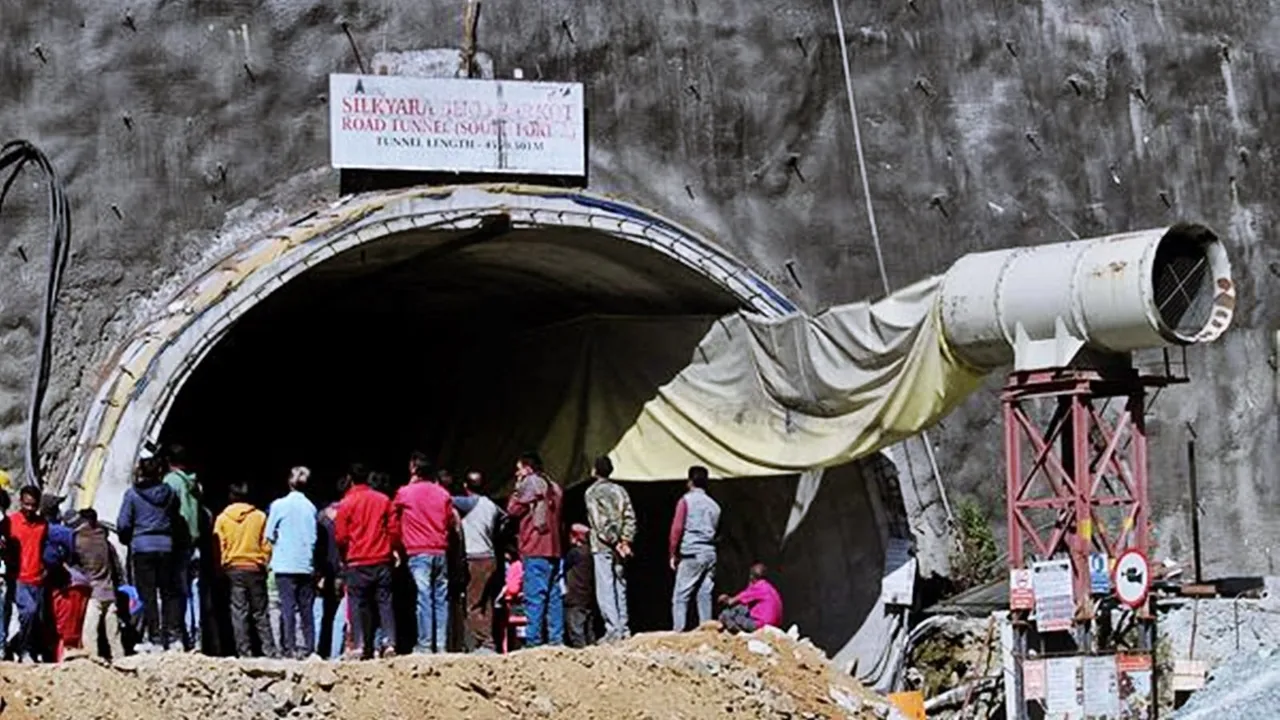Uttarkashi tunnel collapse fresh attempt to rescue.jpg