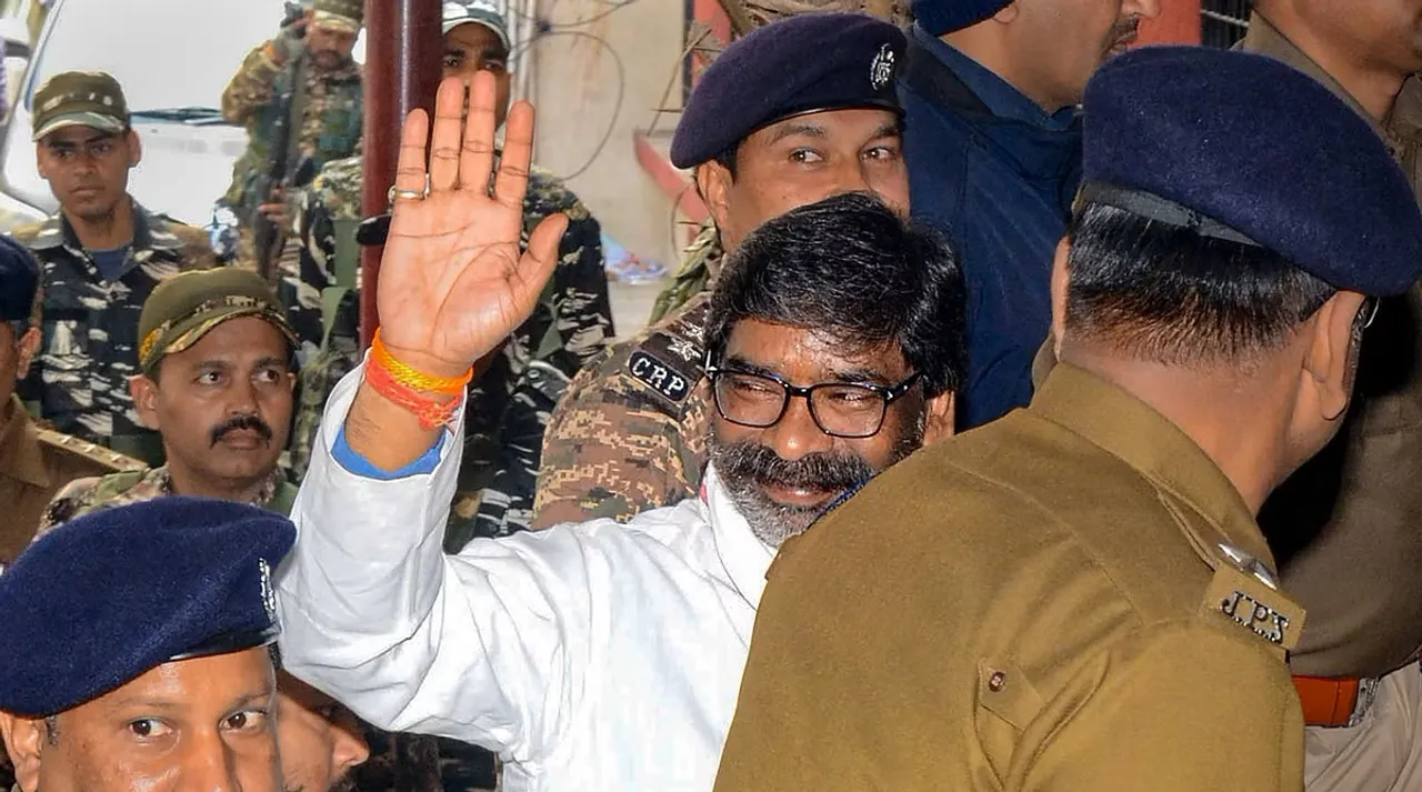 Former Chief Minister of Jharkhand Hemant Soren being produced by the ED in a special PMLA court in the connection with a money laundering case