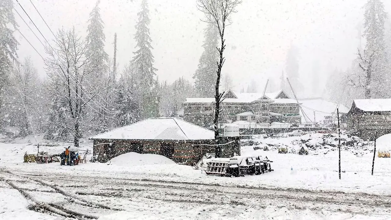 Snowfall in Lahaul and Spiti