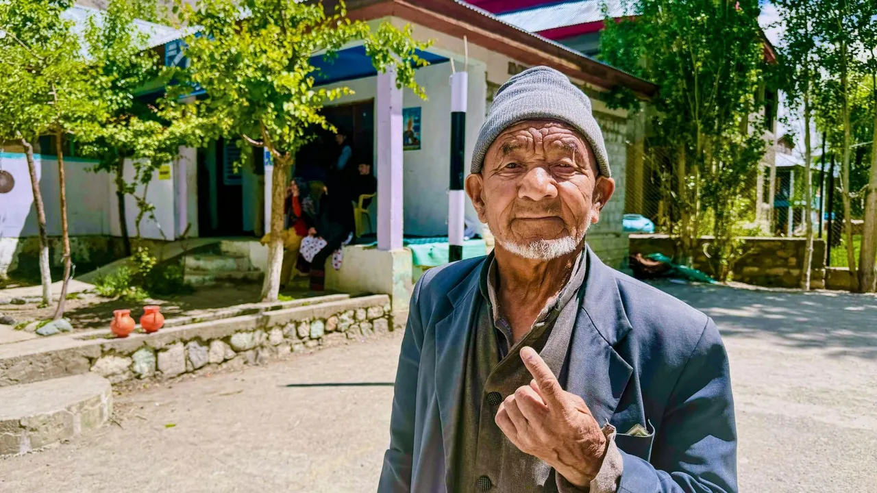 A voter shows his ink-marked finger after casting his vote for the fifth phase of Lok Sabha elections, in Ladakh, Monday, May 20, 2024