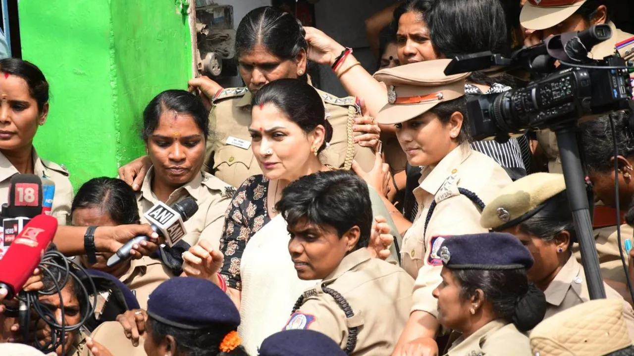 BJP Women Protest Anna University