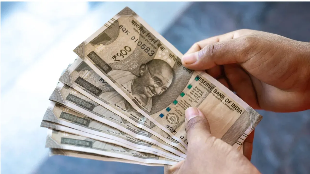 Rupee Ruppe vs Dollar image