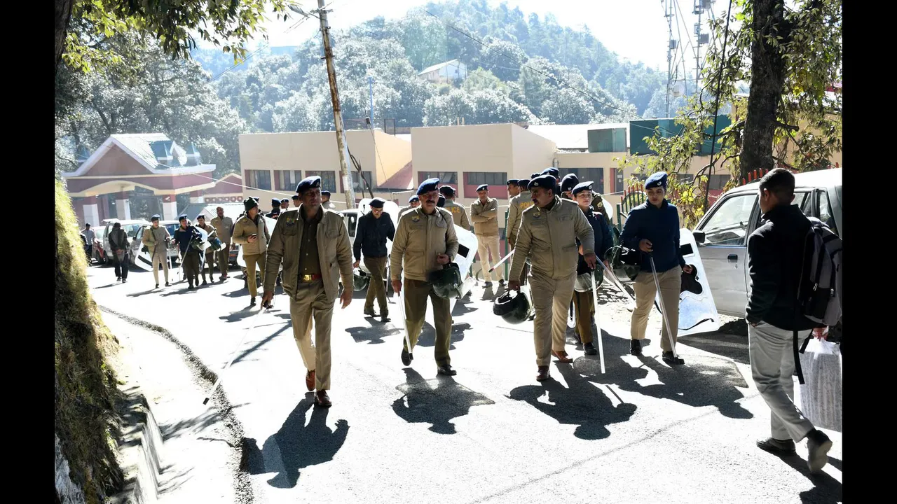 ABVP-SFI clash Shimla University Shimla Police Himachal Pradesh Police Himachal Police HP Police