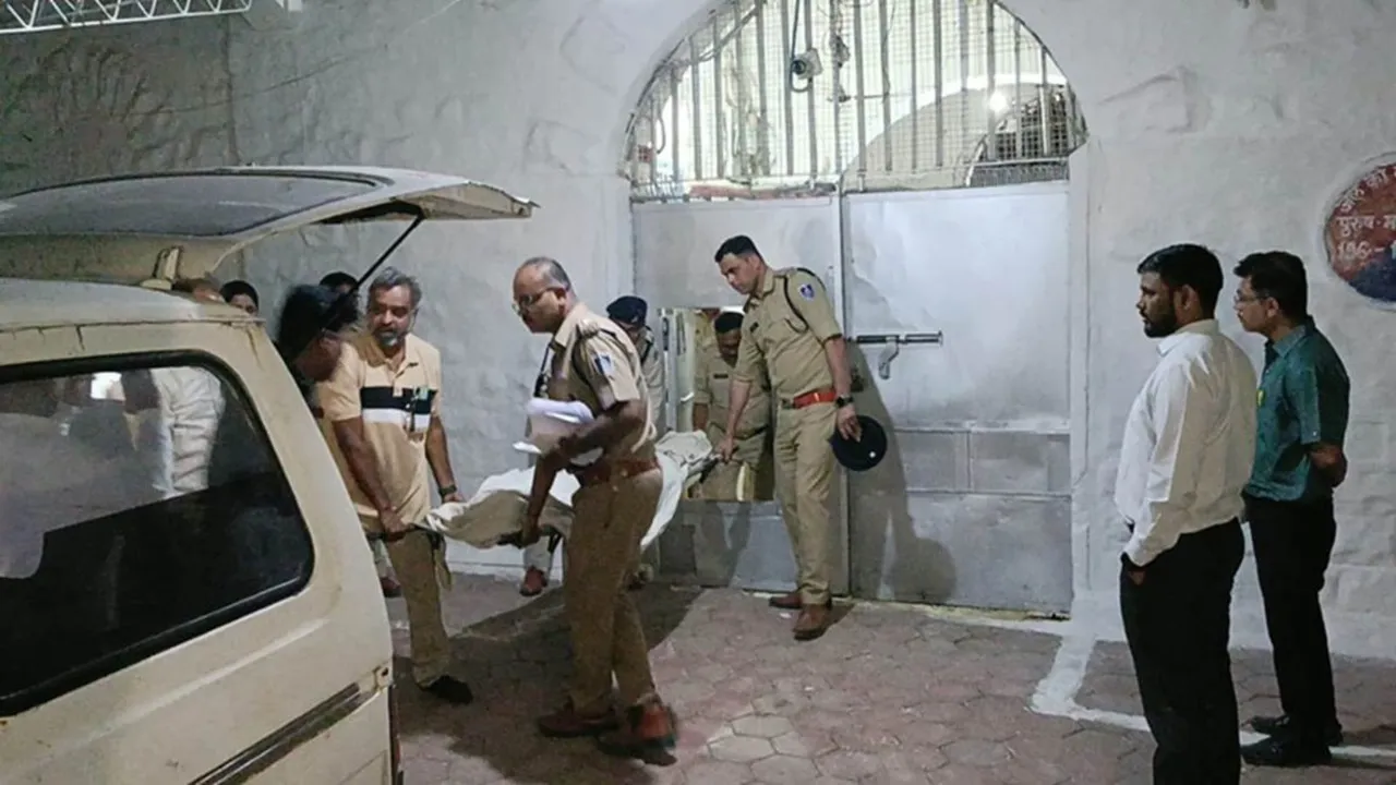 Khandwa jail suicide