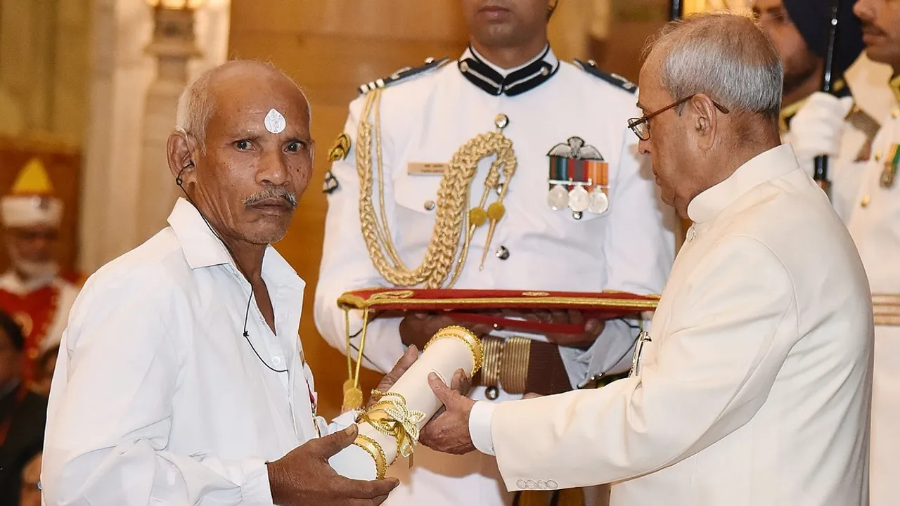 A file photo of Ramaiah receiving Padma Shri award from former President of India late Pranab Mukherjee