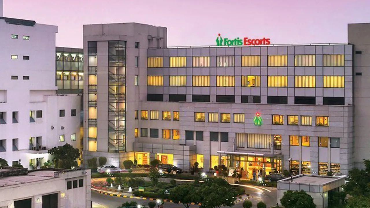Sebi issues demand notices to 4 entities in Fortis Healthcare fund diversion case