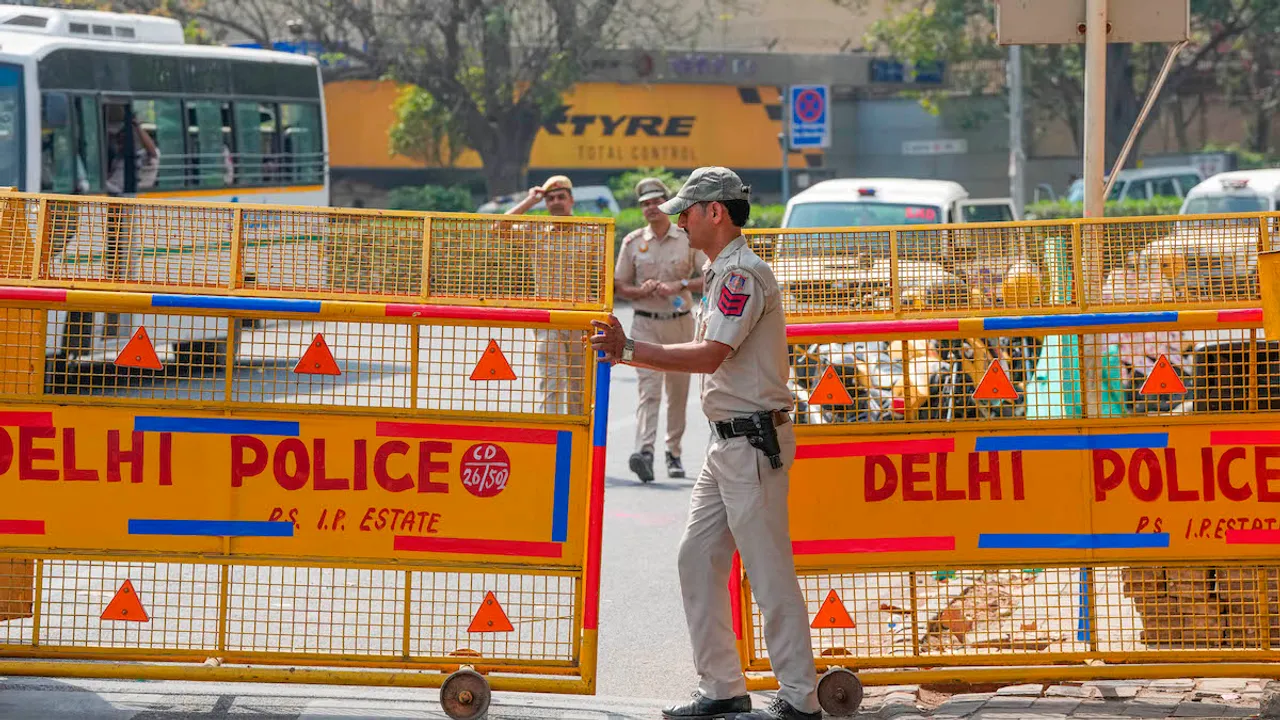 Delhi Police steps up vigil for for Hanuman Jayanti, paramilitary forces deployed in Jahangirpuri